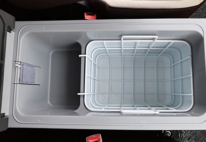 車(chē)載冰箱 (可選)